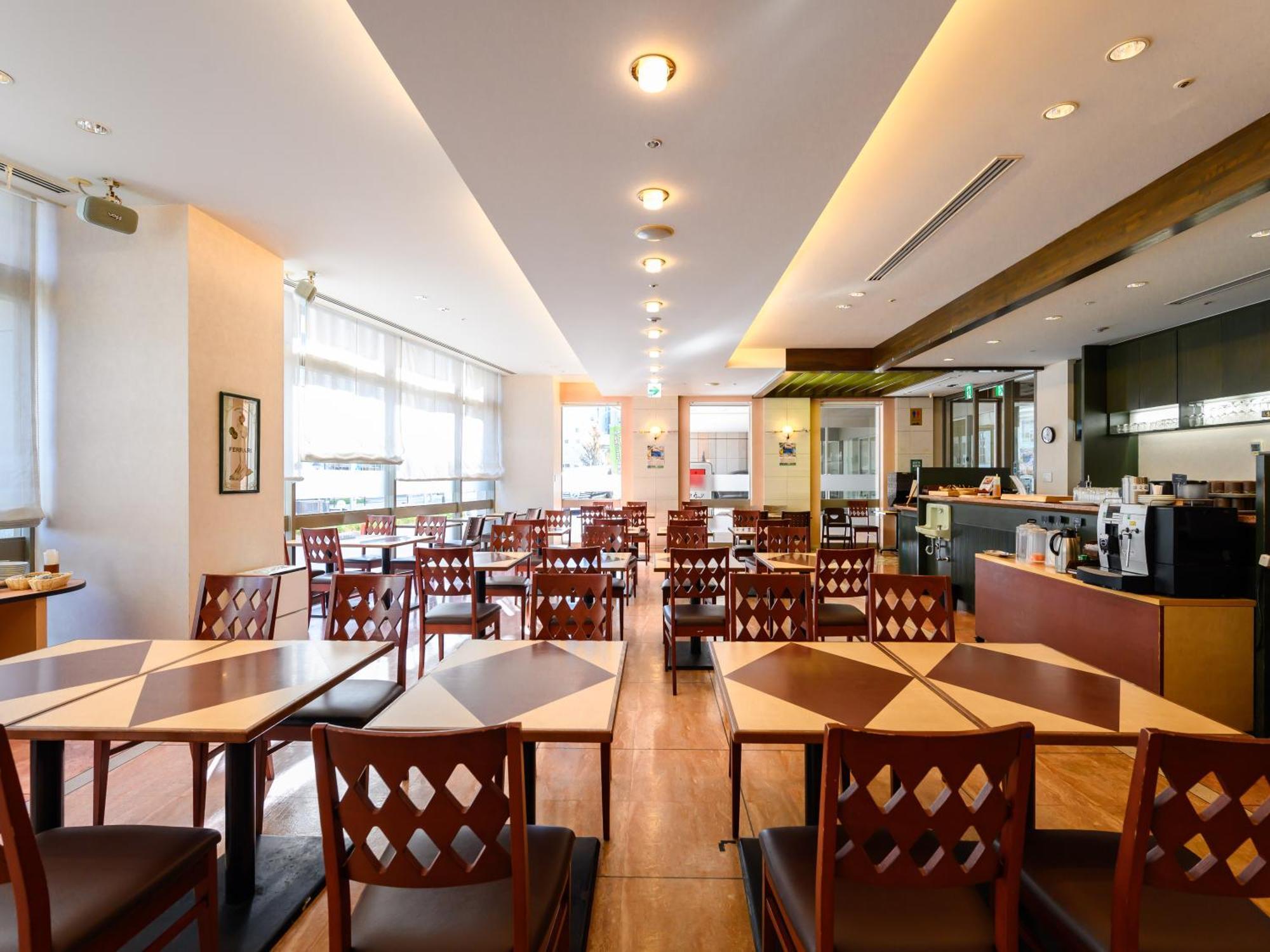 Hotel Green Park Цу Екстериор снимка