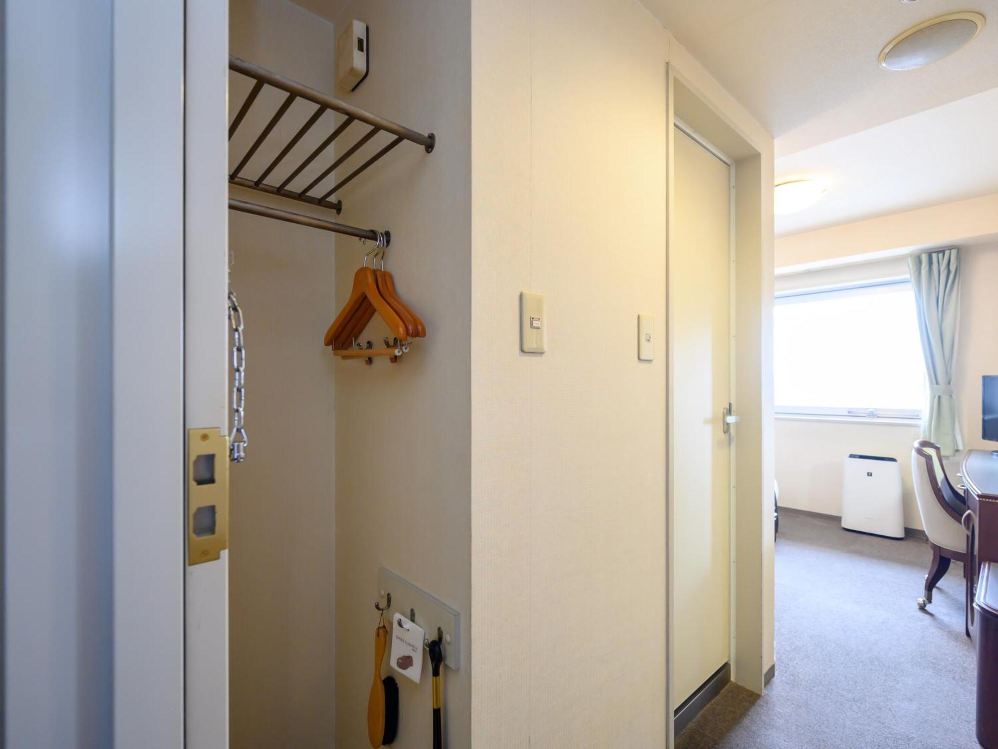 Hotel Green Park Цу Екстериор снимка