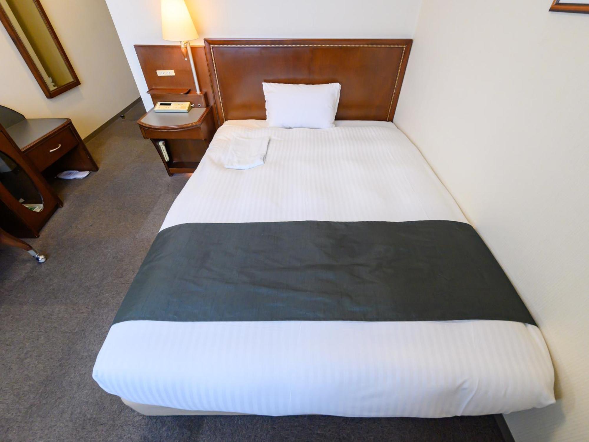 Hotel Green Park Цу Екстериор снимка