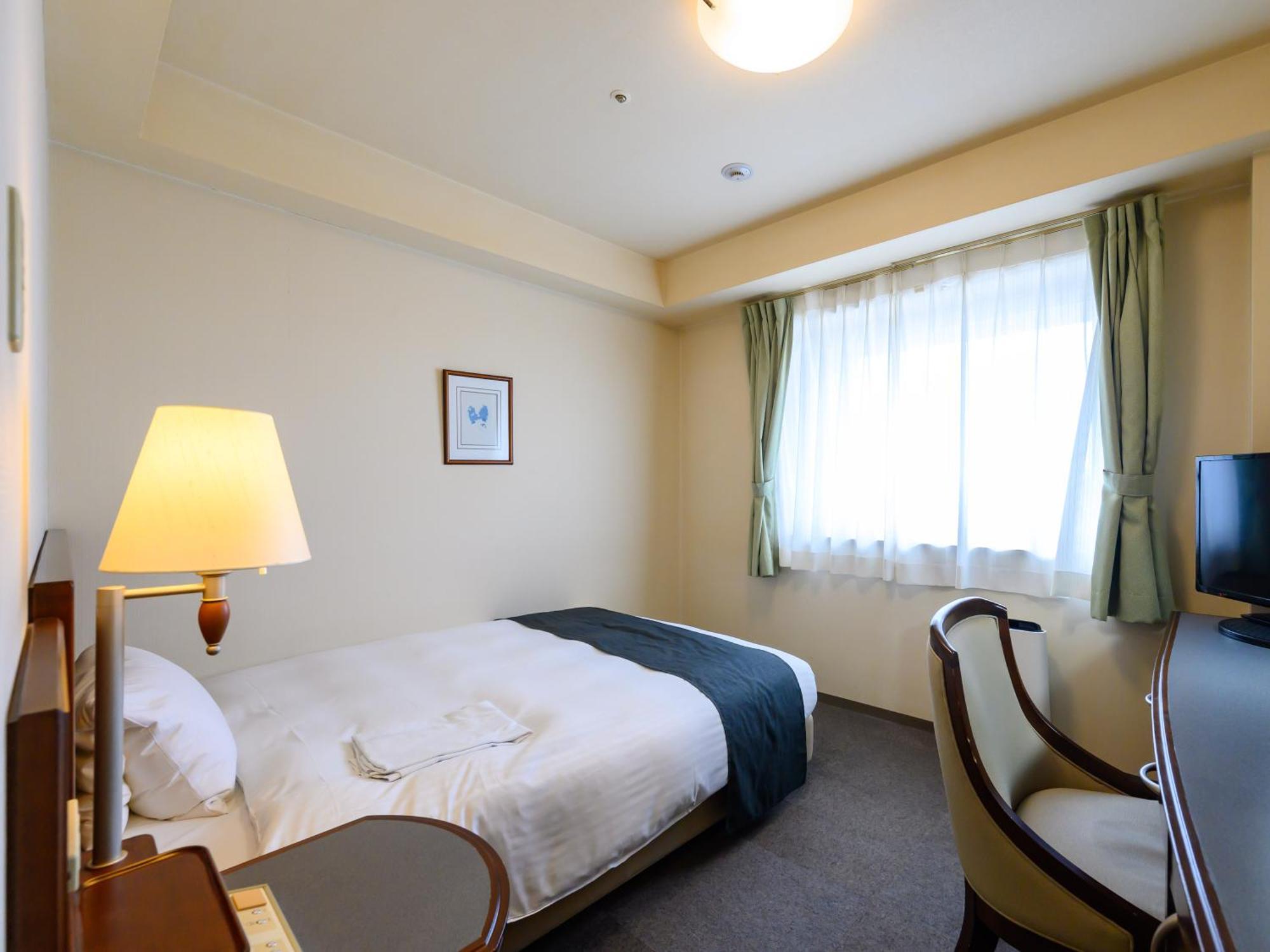 Hotel Green Park Цу Екстериор снимка